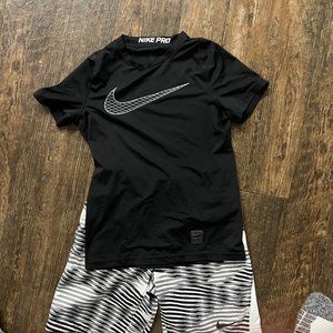 Nike Youth Boy Outfit, Shorts & Shirt, Size Medium